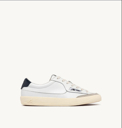 Windscape Low Man Leather White /Space