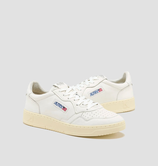 Medalist Low Man Goat White