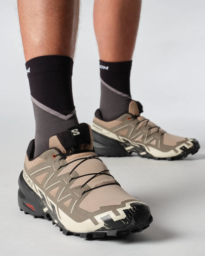 Spesscross 6 - Natural / Black / Almond Milk