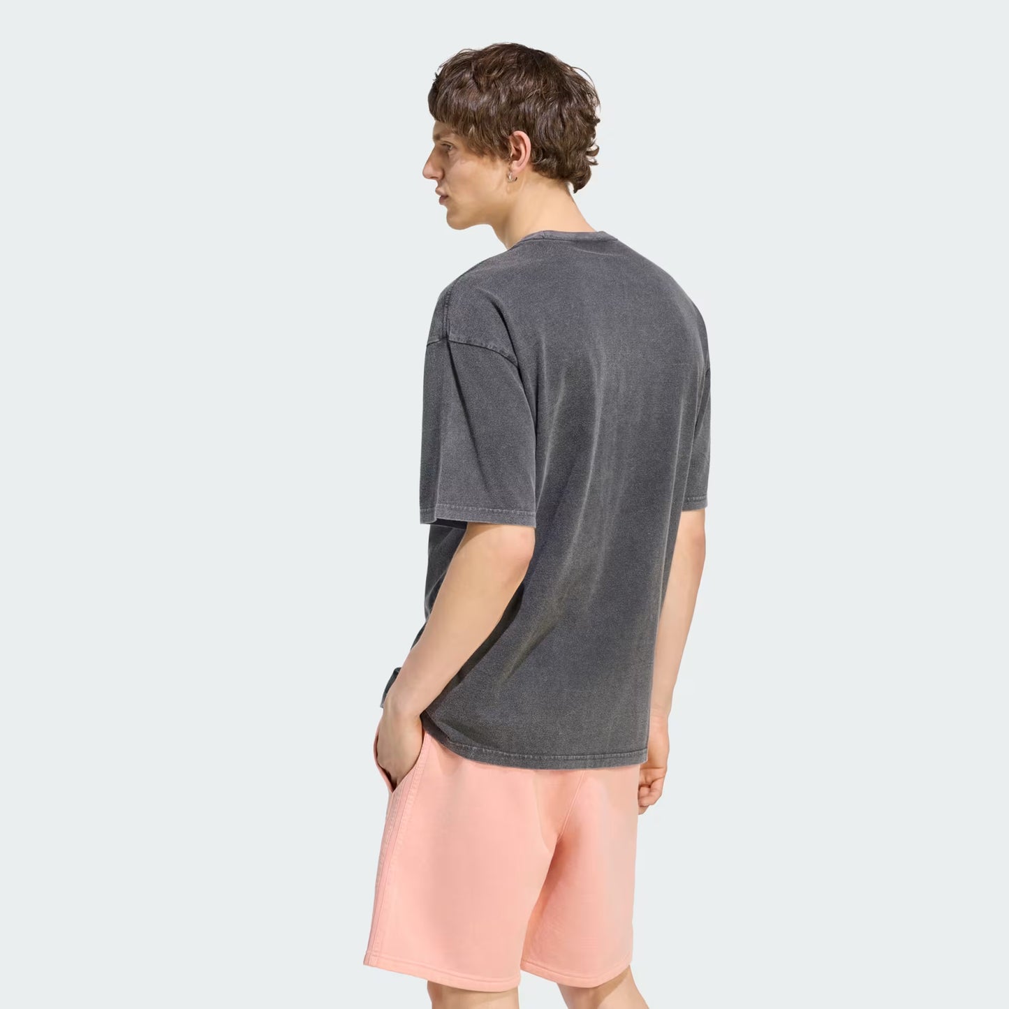 Trefoil Essentials Washed Loose Tee - Black