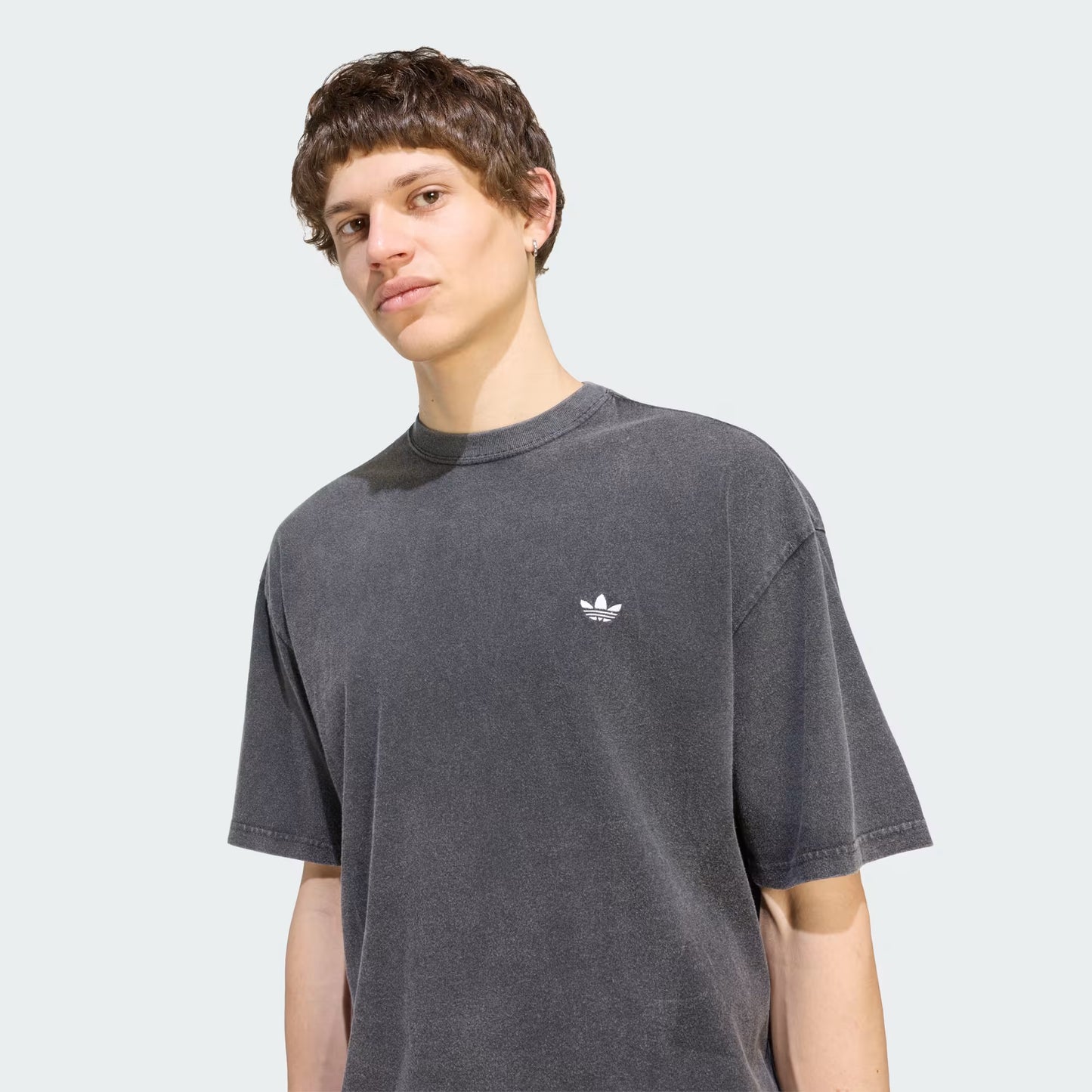 Trefoil Essentials Washed Loose Tee - Black