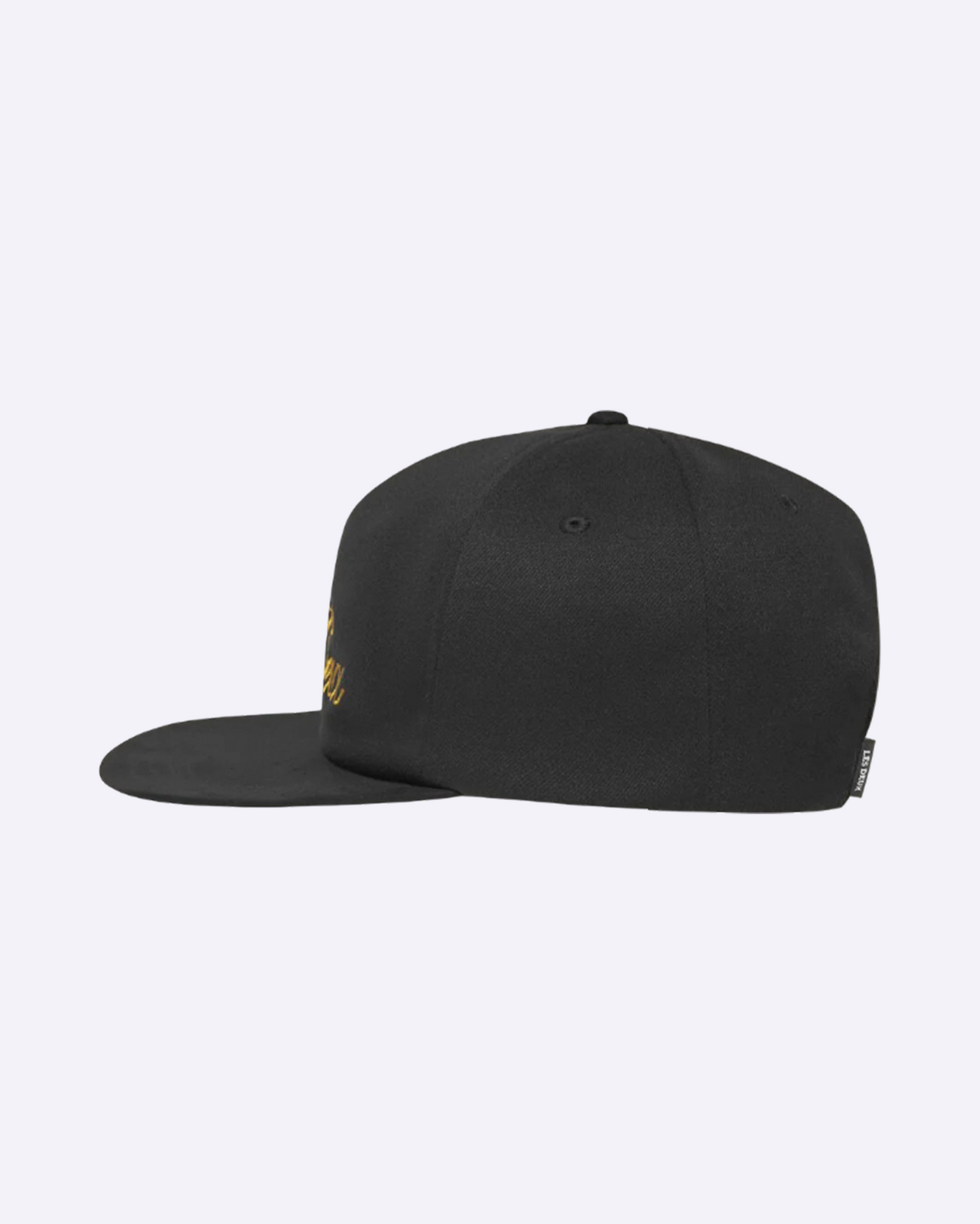 Table Les Deux Letterman Cap